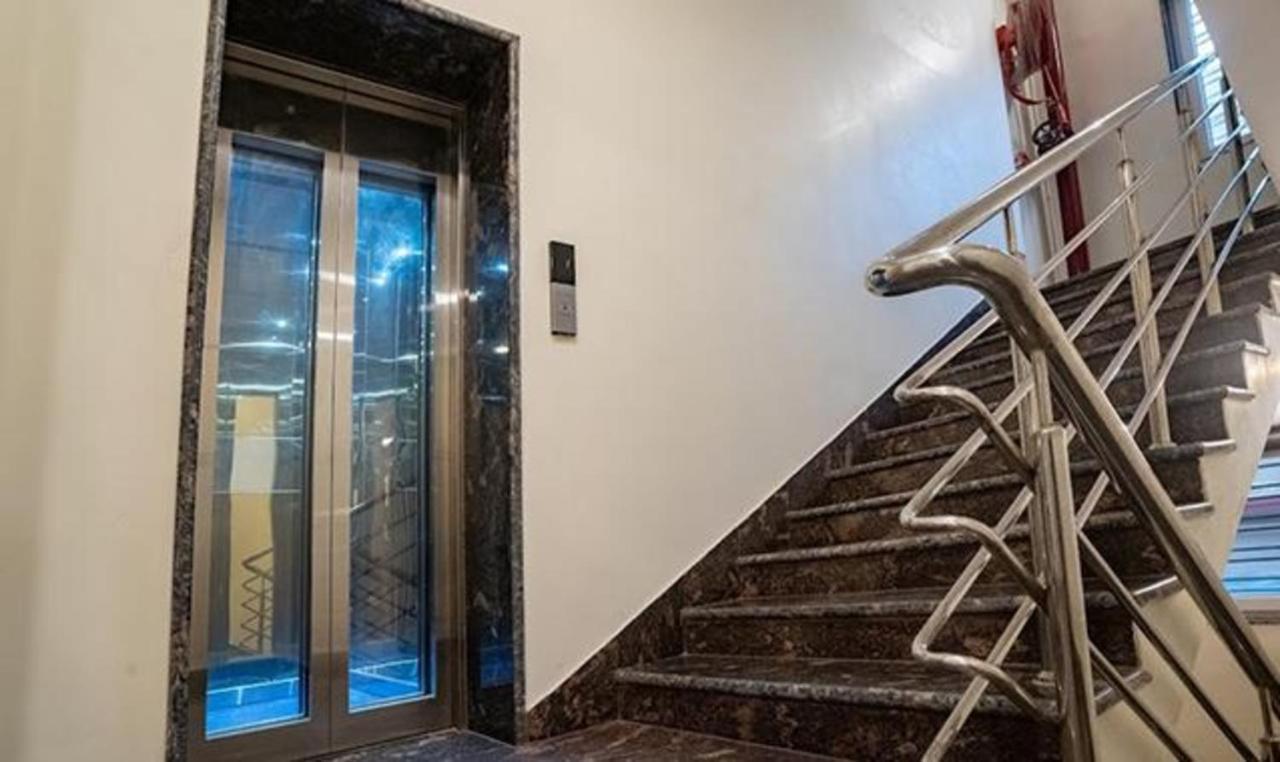 Fabhotel Prime Tiyara Inn Колката Екстериор снимка